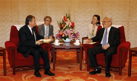 周吉平会见俄罗斯国家石油公司总裁谢钦